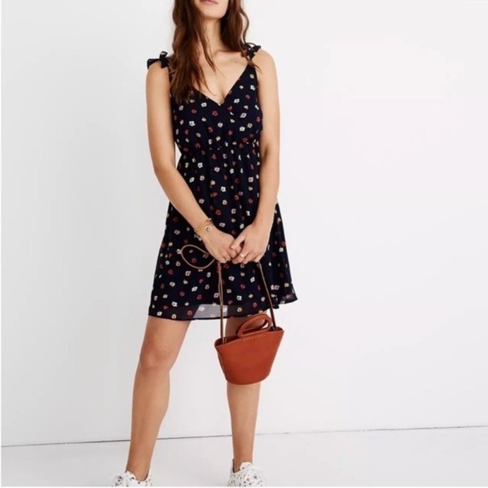 Madewell Ruffle-Strap Wrap Dress in Confetti Floral Size 4